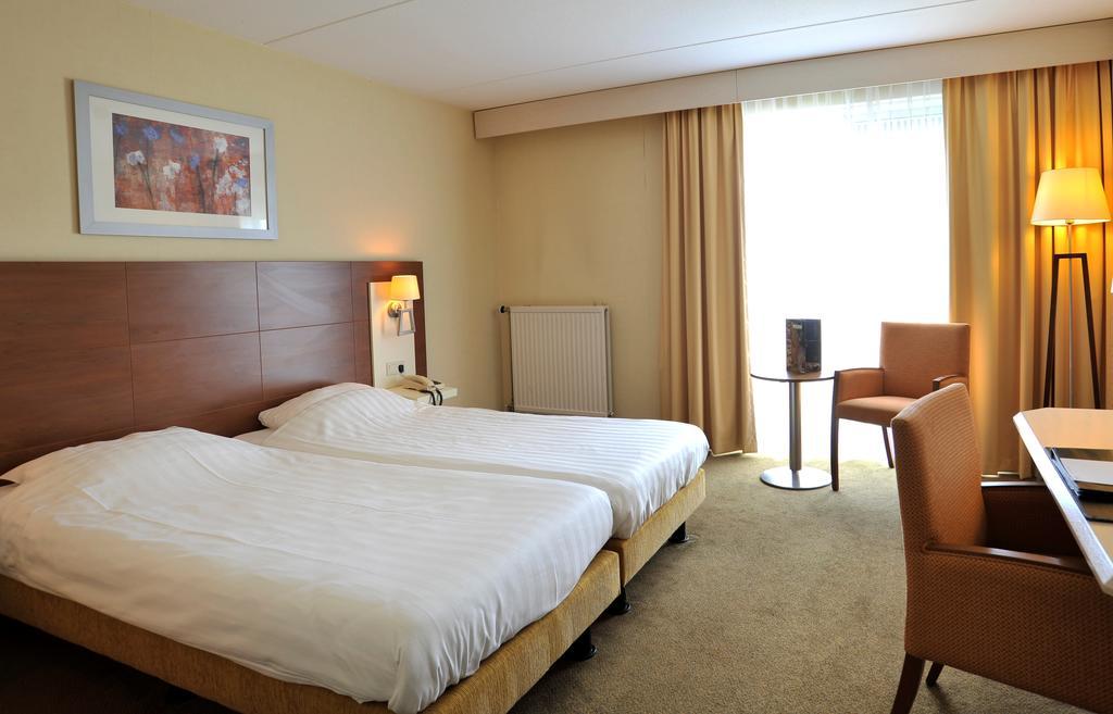 Tulip Inn Лейдердорп Экстерьер фото