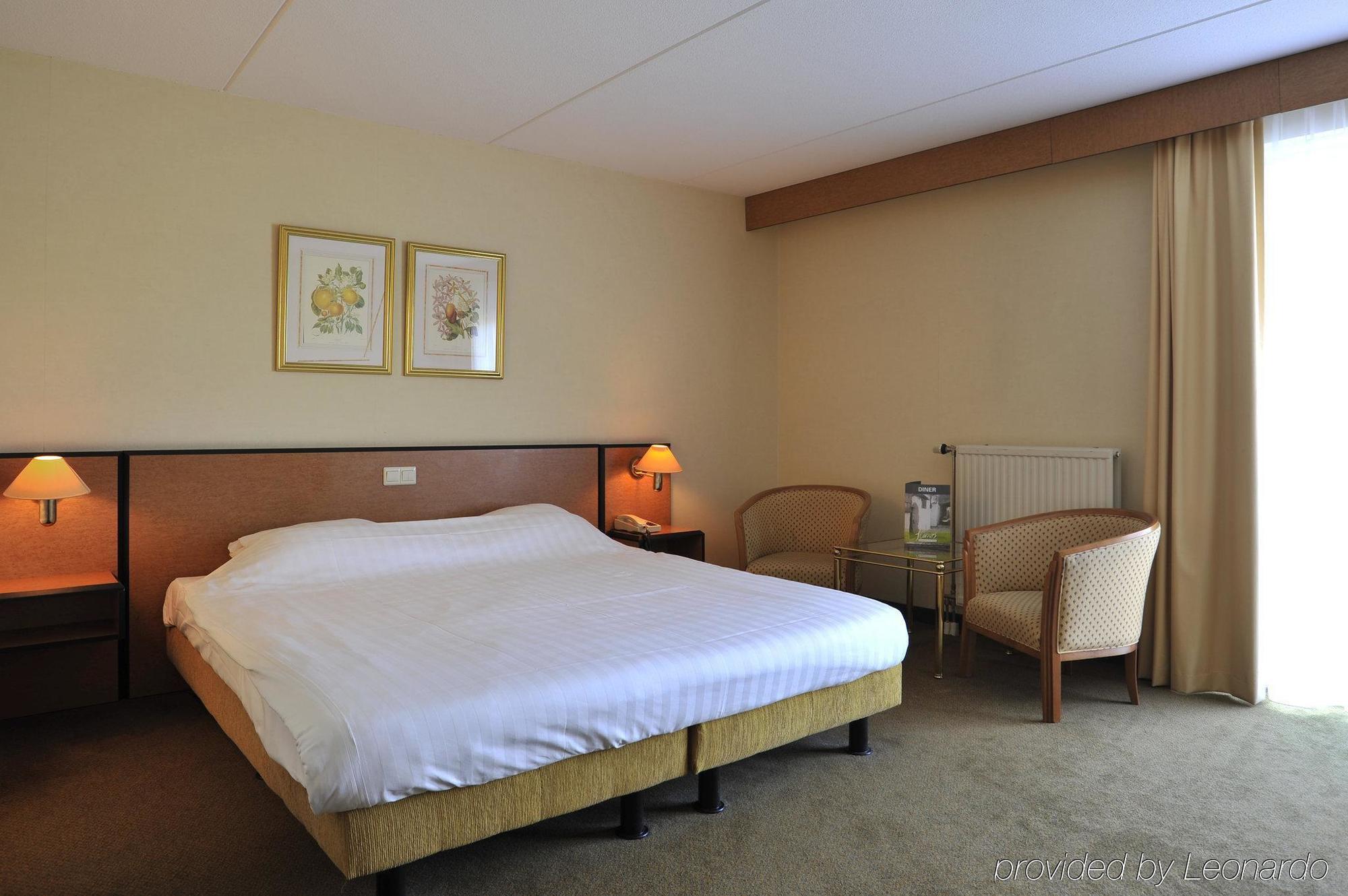 Tulip Inn Лейдердорп Экстерьер фото