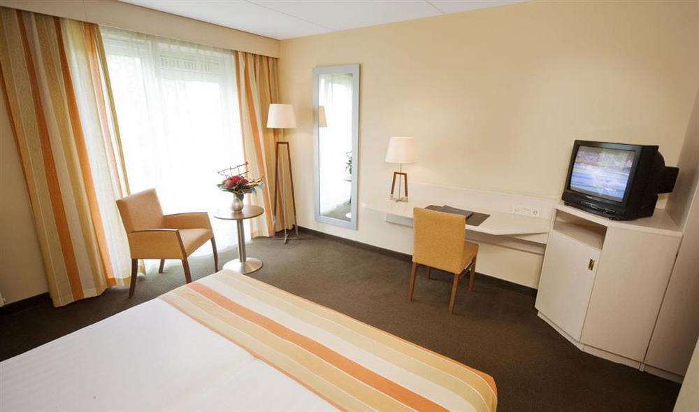 Tulip Inn Лейдердорп Номер фото